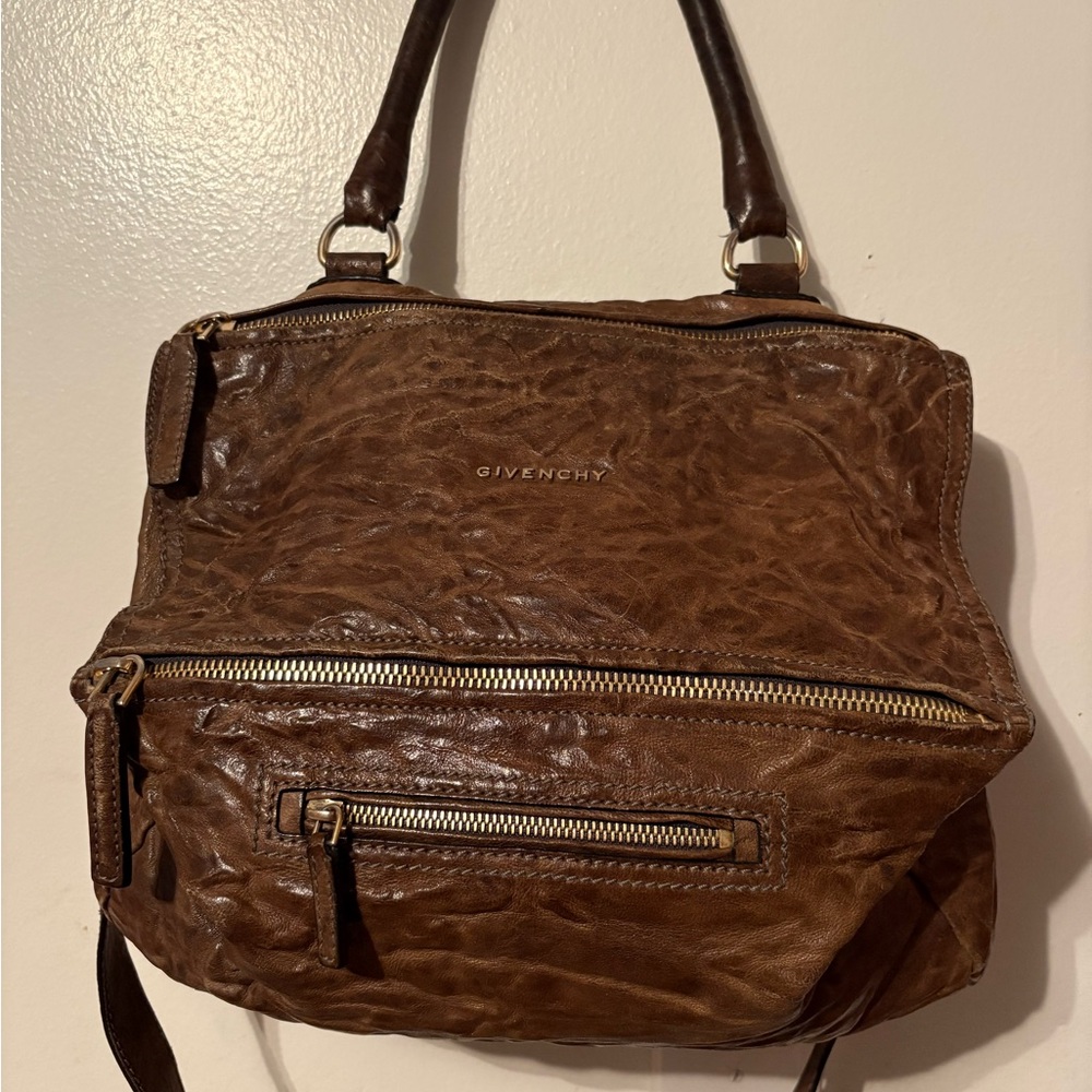 Givenchy medium Pandora in wrinkled sheepskin